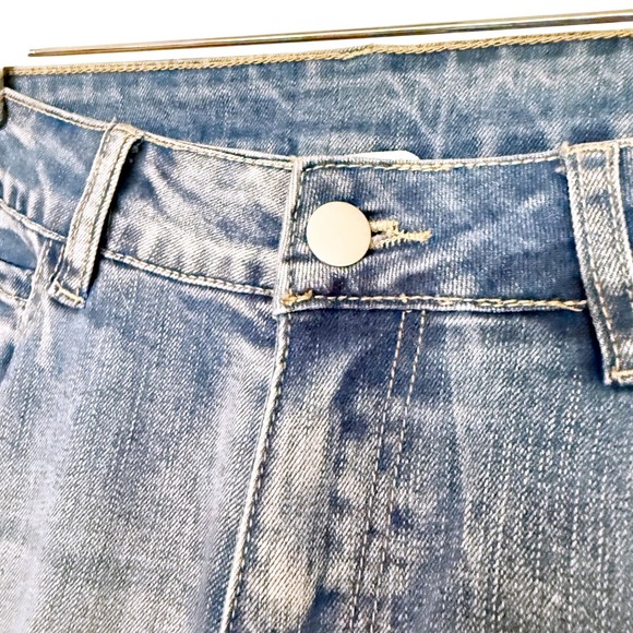 Ooh La La Jeans with Circular Cutouts Light Wash Medium - Picture 5 of 13